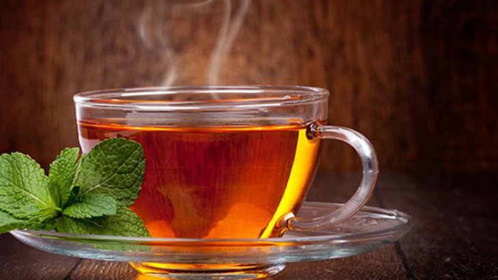 শীতে উষ্ণতা পেতে পান করুন এক কাপ চা