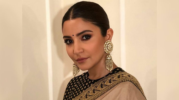 আনুশকার সদ্যজাত কন্যাসন্তানের ছবি প্রকাশ