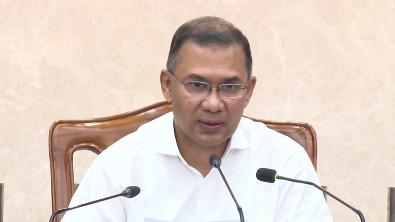 সন্ত্রাস দমনে পরিচয় না দেখে অপরাধ দেখতে পুলিশকে প্রধানমন্ত্রীর নির্দেশ