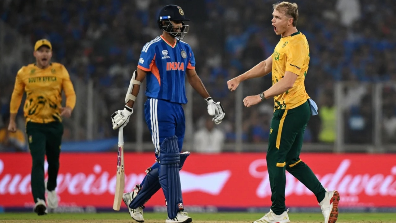 ভারত বিধ্বস্ত ১১১ রানে, এবার দক্ষিণ আফ্রিকার মধুর প্রতিশোধ