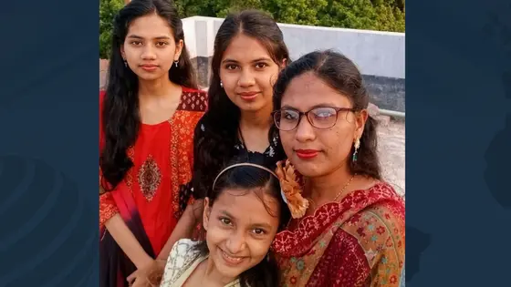 লক্ষীপুরে মা-বোনসহ ঢাবি ছাত্রীকে কুপিয়ে হত্যা, গণপিটুনিতে ঘাতকের মৃত্যু