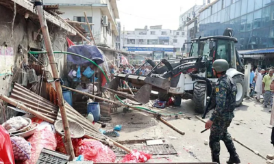 মিরপুরে গুঁড়িয়ে দেওয়া হলো ফুটপাতের প্রায় ২ হাজার অবৈধ দোকান