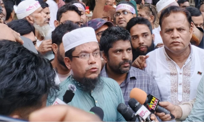 শিক্ষকরা ফের শহীদ মিনারে,বুধবার শাহবাগে বøকেড কর্মসূচির ঘোষণা