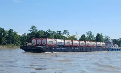 ভারত ভাগের ৭০ বছর পর আসাম থেকে ঢাকার পথে প্রথম কার্গো জাহাজ