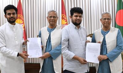 মাহফুজ ও আসিফের পদত্যাগপত্র গ্রহণ করেছেন প্রধান উপদেষ্টা