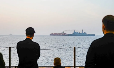 ইরানের ৩১ টি জাহাজ ঘুরিয়ে দিয়েছে মার্কিন বাহিনী