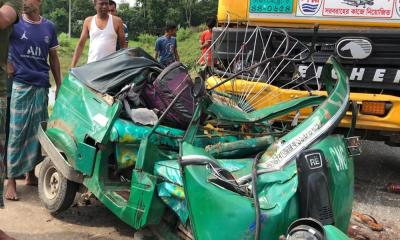 সিলেটে তেলবাহী ট্যাংকারের ধাক্কায় অটোরিকশার ৪ যাত্রী নিহত