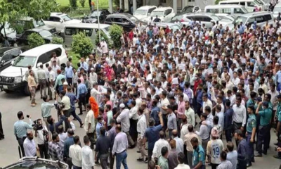 চাকরি অধ্যাদেশ প্রত্যাহার না হলে কঠোর কর্মসূচি উত্তাল সচিবালয়