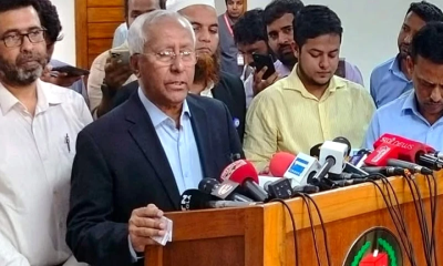 এনসিপিসহ ৩ দলকে নিবন্ধন দেওয়ার সিদ্ধান্ত ইসির