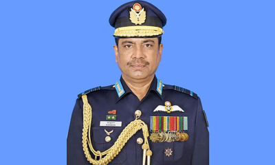 দুর্নীতির মামলায় এবার বিমানবাহিনীর সাবেক প্রধান আব্দুল হান্নান কাতারে গ্রেপ্তার