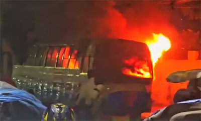 সূত্রাপুরে বাসে আগুন