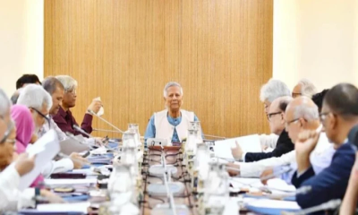 জরুরি বৈঠকে বসছে উপদেষ্টা পরিষদ