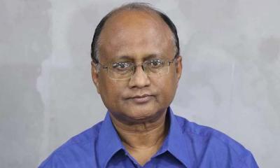 শেখ হাসিনাকে যেভাবে ফিরিয়ে আনা সম্ভব, জানালেন দুদক চেয়ারম্যান