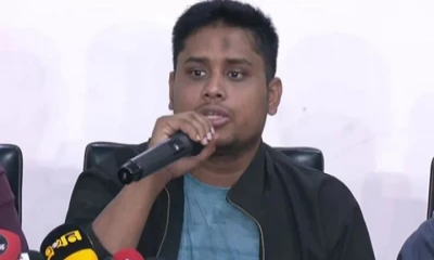 শাহবাগ ছাড়া অন্য কোনো হাইওয়েতে বøকেড না দেওয়ার আহ্বান হাসনাতের