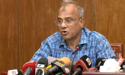 সড়ক অবরোধ করার অধিকার কারো নেই : স্বরাষ্ট্র উপদেষ্টা