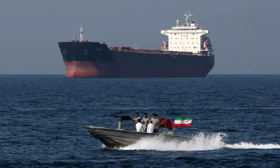 হরমুজ পারাপারে জাহাজপ্রতি ২০ লাখ ডলার নিচ্ছে ইরান,দাবি লয়েডস লিস্টের