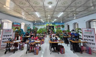বসুন্ধরা গ্রুপের উদ্যোগে স্বাবলম্বী হওয়ার পথে গৌরীপুরের ২০ নারী