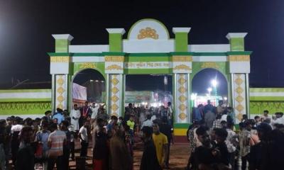 প্রশাসনের নিষেধাজ্ঞা অমান্য করে লটারির টিকিট বিক্রি করায় ৩ জনের জেল ও মেলায় সিল গালা