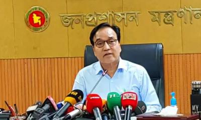 এবার সরানো হলো জনপ্রশাসন সচিব মোখলেস উর রহমানকে