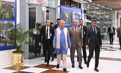 দেশে ফিরেছেন প্রধান উপদেষ্টা