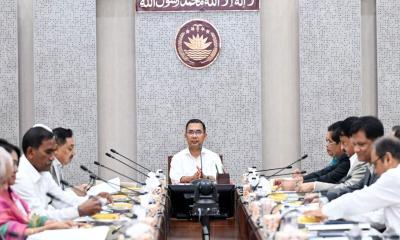 হজযাত্রীদের সর্বোচ্চ সেবা নিশ্চিতের নির্দেশ প্রধানমন্ত্রীর