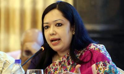 ঘোষিত তালিকায় রুমিন ফারহানা নাই