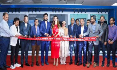 ওয়ালটনের   এআই,আইওটিসহ   অত্যাধুনিক ফিচার সমৃদ্ধ নতুন মডেলের স্মার্ট ফ্রিজ উন্মোচন