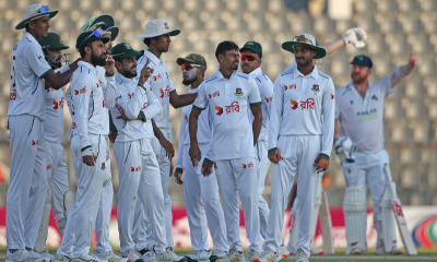 এবার ইনিংস ব্যবধানে জয়ের সুবাতাস পাচ্ছে বাংলাদেশ