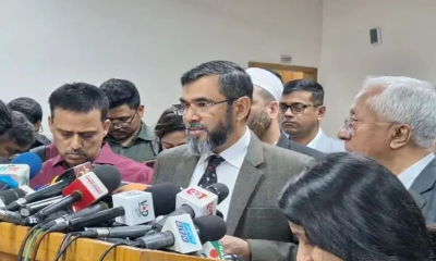 বুধবার সকাল থেকে এবার ব্যালট পেপার কেন্দ্রে কেন্দ্রে পৌঁছাবে : ইসি সানাউল্লাহ