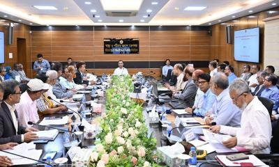 সরকারি হাসপাতালই যেন মানুষের একমাত্র ভরসার জায়গা হয় : প্রধানমন্ত্রী