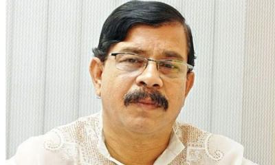 এবার ঢাকা-১৮ আসন থেকে সরে দাঁড়ালেন মান্না