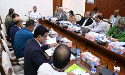 প্রধানমন্ত্রীর সভাপতিত্বে ফ্যামিলি কার্ড কার্যক্রম পরিকল্পনা নিয়ে বৈঠক