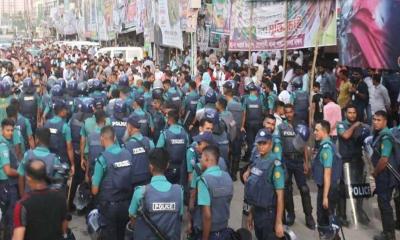 পুলিশের বিতর্কিত প্রায় ৮’শ সদস্য পলাতক