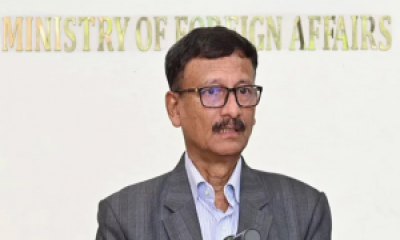 পররাষ্ট্র সচিব নিজেই সরে যেতে চান: পররাষ্ট্র উপদেষ্টা