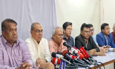 খালেদা জিয়ার অবস্থার উন্নতি নেই,বিএনপির মশাল রোড শো স্থগিত-রিজভী