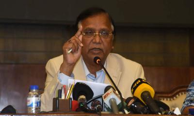 বাসাবাড়ি থেকে ১০০ টাকার বেশি নিলে ও ময়লা না সরালে লাইসেন্স বাতিল : ডিএসসিসি প্রশাসক