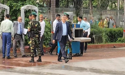 প্রধান উপদেষ্টার সঙ্গে বিভিন্ন রাজনৈতিক দলগুলোর বৈঠক শুরু