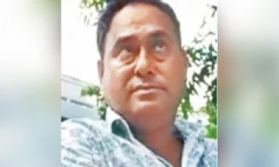 টাকার মেশিন সাব-রেজিস্ট্রার লুৎফর মোল্লা,ছিলেন আমিনের সহকারী