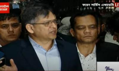 সর্বদলীয় বৈঠক শেষে বিএনপির সালাউদ্দিন আহমেদ