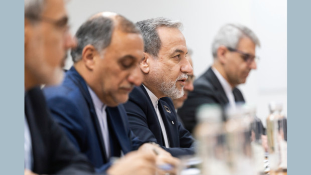 মার্কিন হামলার জবাবে তাঁর দেশ পাল্টা ব্যবস্থা নেবে-আরাঘচি