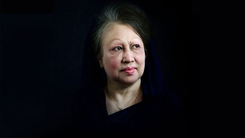 সাবেক প্রধানমন্ত্রী খালেদা জিয়াকে শ্রদ্ধা জানাতে ঢাকায় আসছেন বিভিন্ন দেশের প্রতিনিধিরা