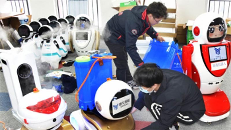 করোনায় এগিয়ে আসছে রোবট যুগ