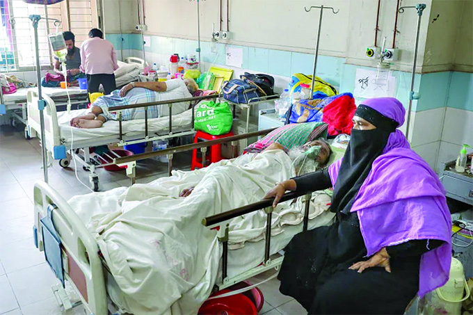 ঠাঁই নেই হাসপাতালে