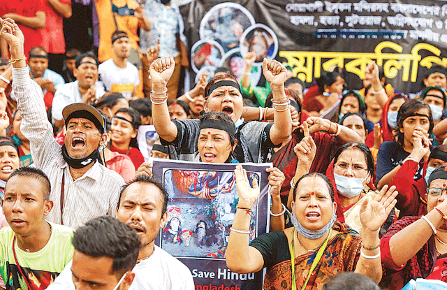 মন্ডপ-মন্দির-বাড়িতে হামলায় ৭১ মামলা,আটক ৪৫০