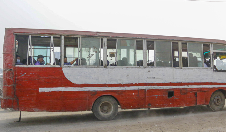 পদ্মা সেতু দিয়ে নতুন রুট: লক্কড়-ঝক্কড় বাসের পারমিট পেতে দৌড়ঝাঁপ